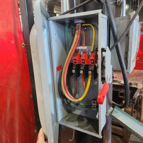 electrician-salem-oregon-creative-electric-10-13-2025-5