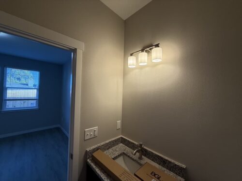 electrician-salem-oregon-creative-electric-10-20-2025-14