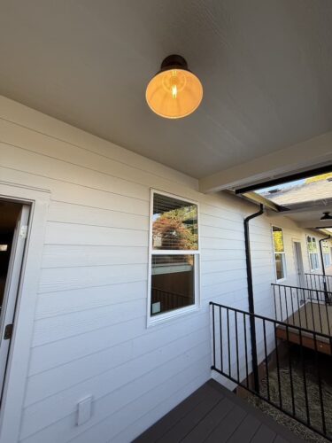 electrician-salem-oregon-creative-electric-10-20-2025-15