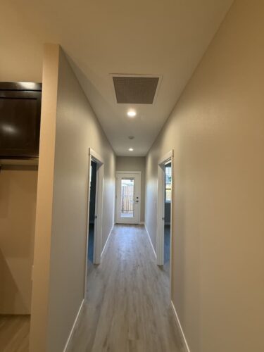 electrician-salem-oregon-creative-electric-10-20-2025-9