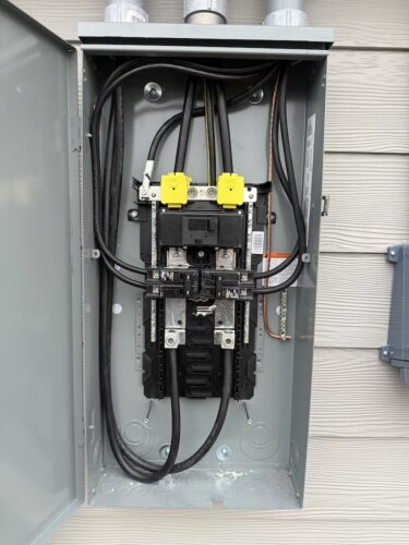 electrician-salem-oregon-creative-electric-2-2-2025-20