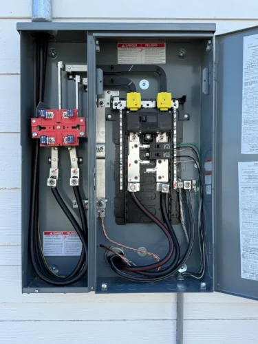 electrician-salem-oregon-creative-electric-3-30-2025-001