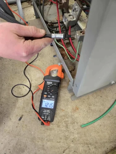 electrician-salem-oregon-creative-electric-3-30-2025-0023