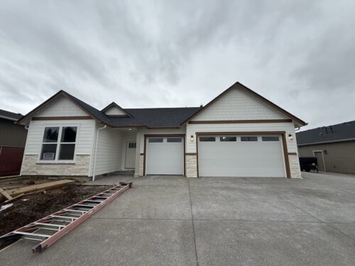 electrician-salem-oregon-creative-electric-3-9-2025-0013