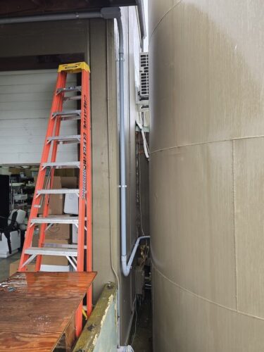 electrician-salem-oregon-creative-electric-3-9-2025-002