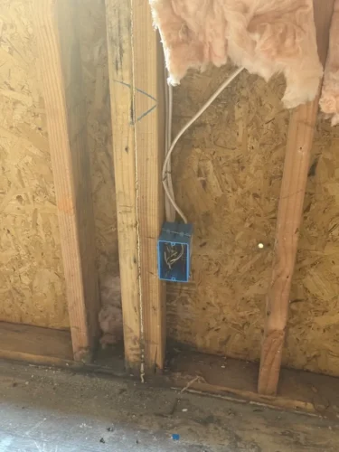 electrician-salem-oregon-creative-electric-7-27-2025-009