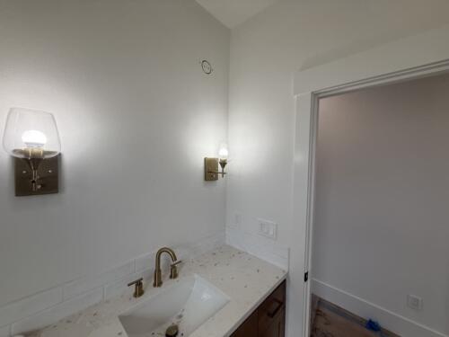 electrician-salem-oregon-creative-electric-8-25-2025-17