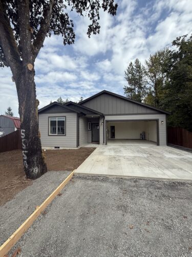 electrician-salem-oregon-creative-electric-9-21-2025-7