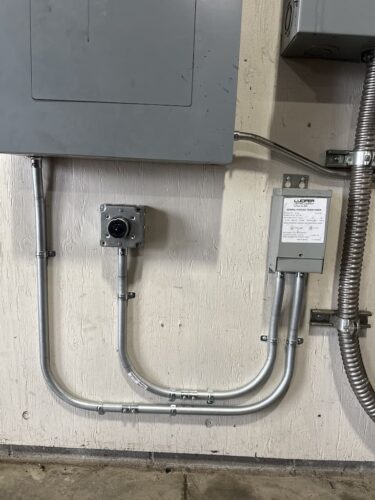 electrician-salem-oregon-creative-electric-9-29-2025-6