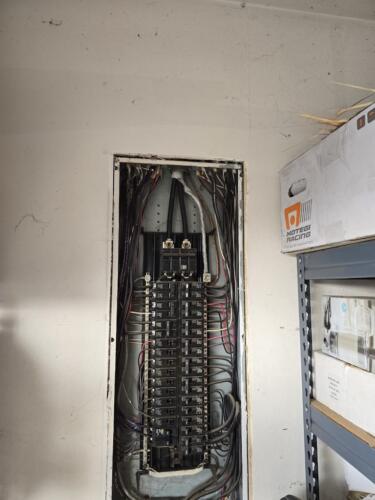 salem-or-electrical-contractors-creative-electric-3-24-2025-37